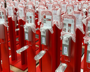 Desinfektionssaeule bedruckt im Siebdruckverfahren